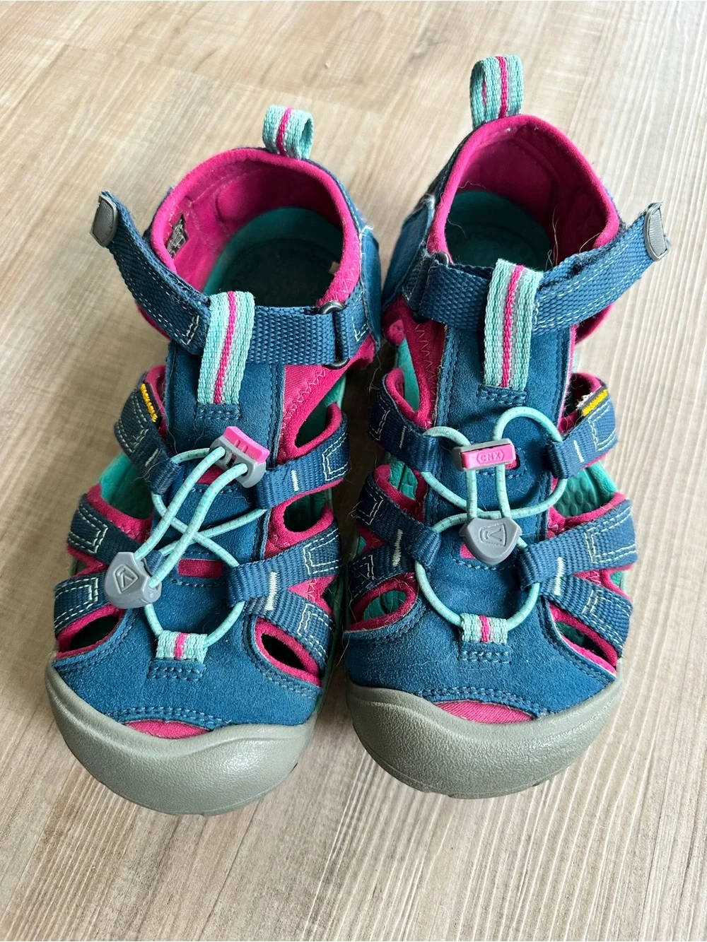 2Y kids keens